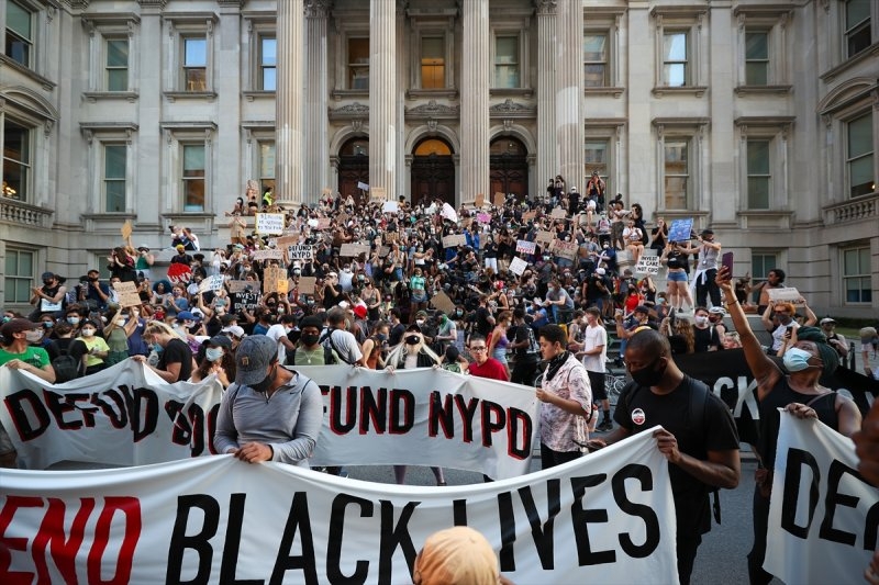 New York'ta ırkçılık karşıtı gösteri düzenlendi 7