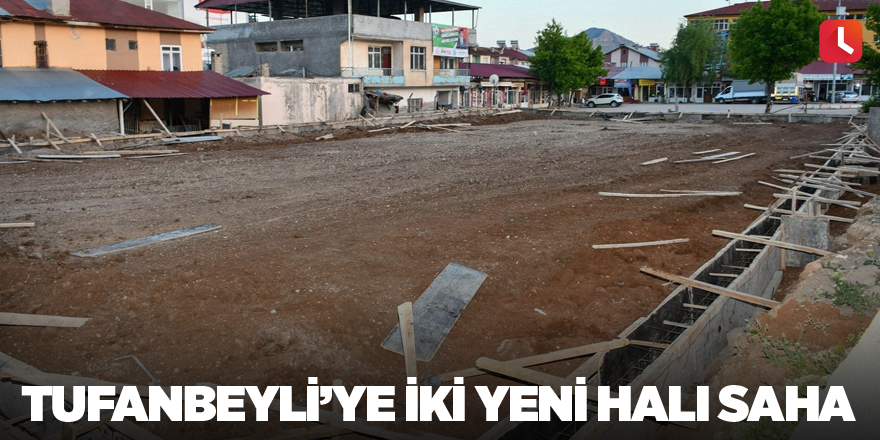 Tufanbeyli’ye iki yeni halı saha