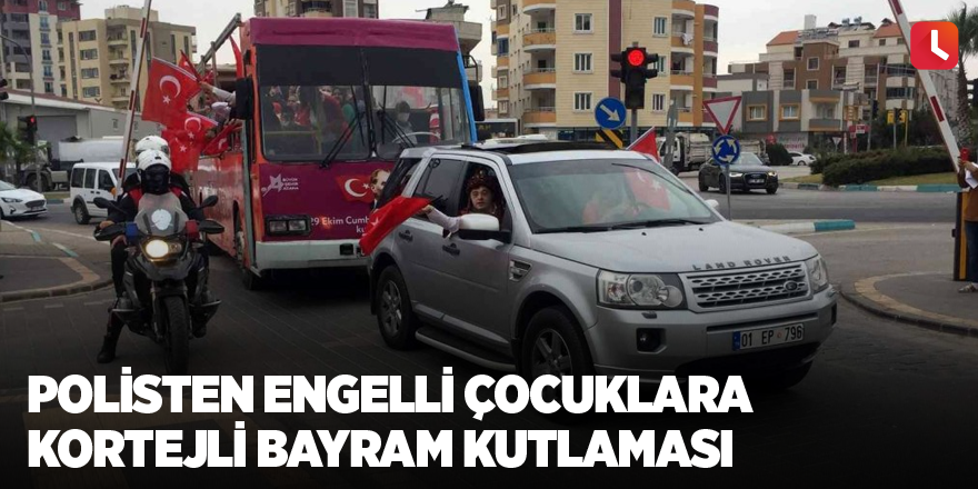 Polisten engelli çocuklara kortejli bayram kutlaması