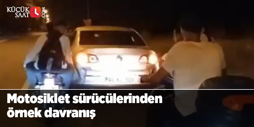 Motosiklet sürücülerinden örnek davranış