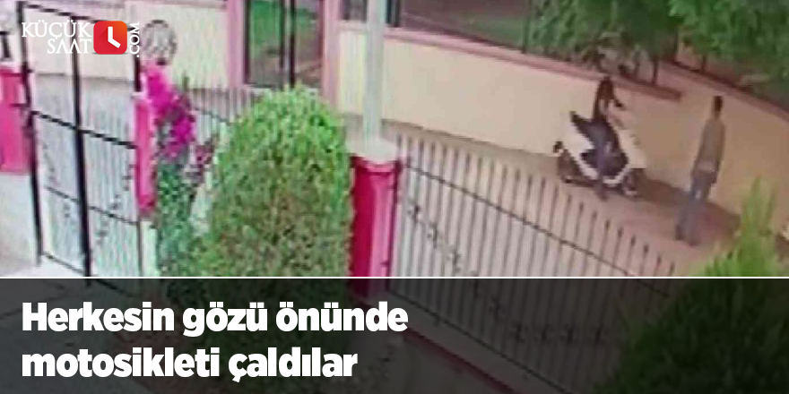 Herkesin gözü önünde motosikleti çaldılar