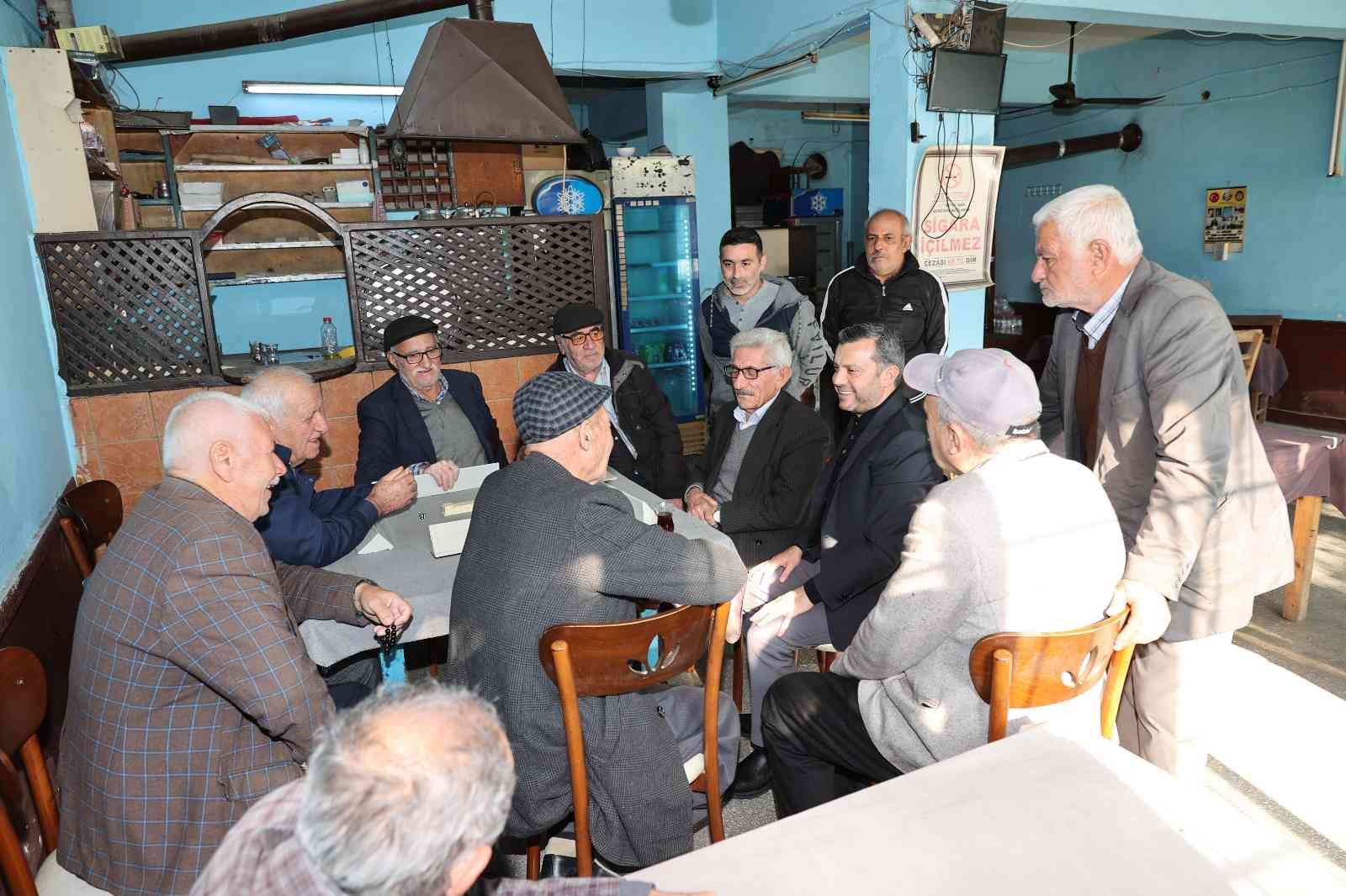 “Vatandaşlarımızın yapılan hizmetlerden memnuniyetini gördükçe mutlu oluyoruz”