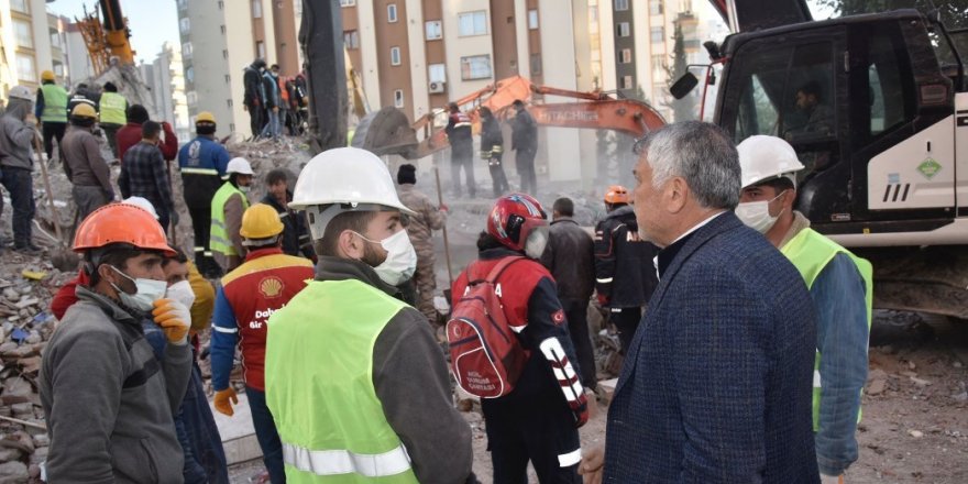 Depremin tahribatını azaltmak için kurumlar omuz omuza