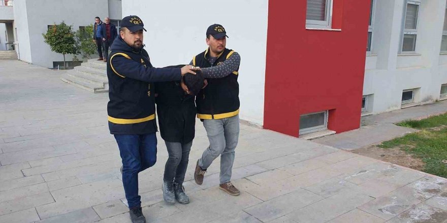 Depremde hayatını kaybeden şahsı soyan zanlı Adana’da yakalandı