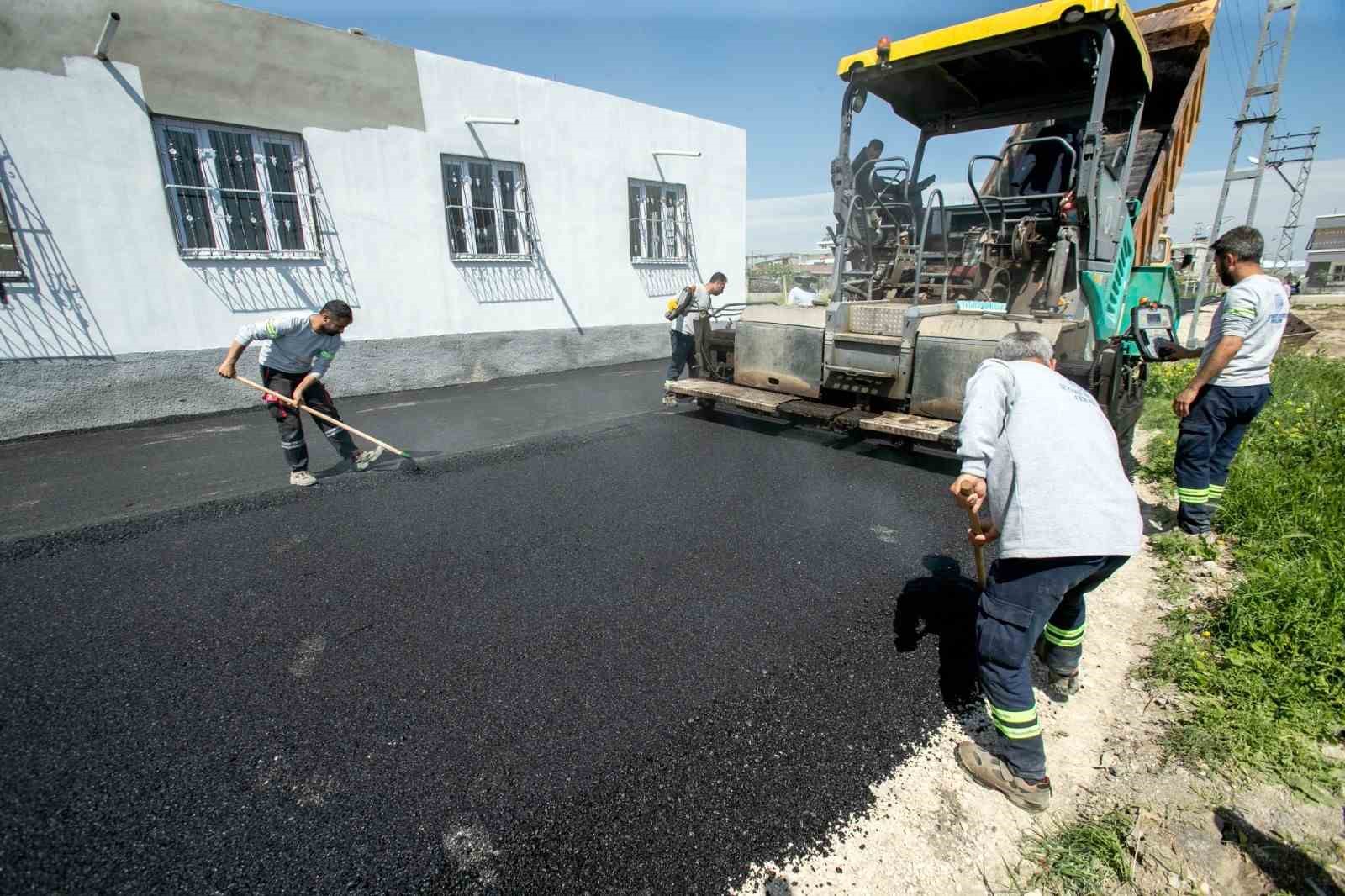 Başkan Akay: "4 yılda 520 bin ton sıcak asfalt döktük"