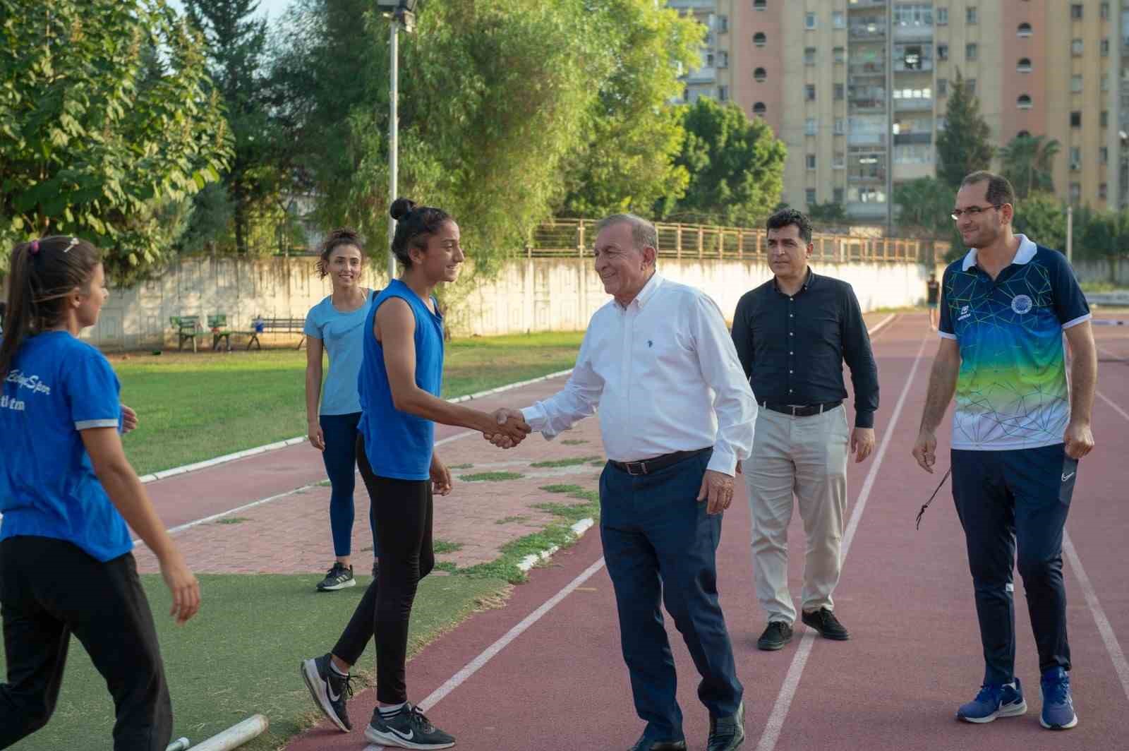 Seyhanlı şampiyon atlet Fenerbahçe’de