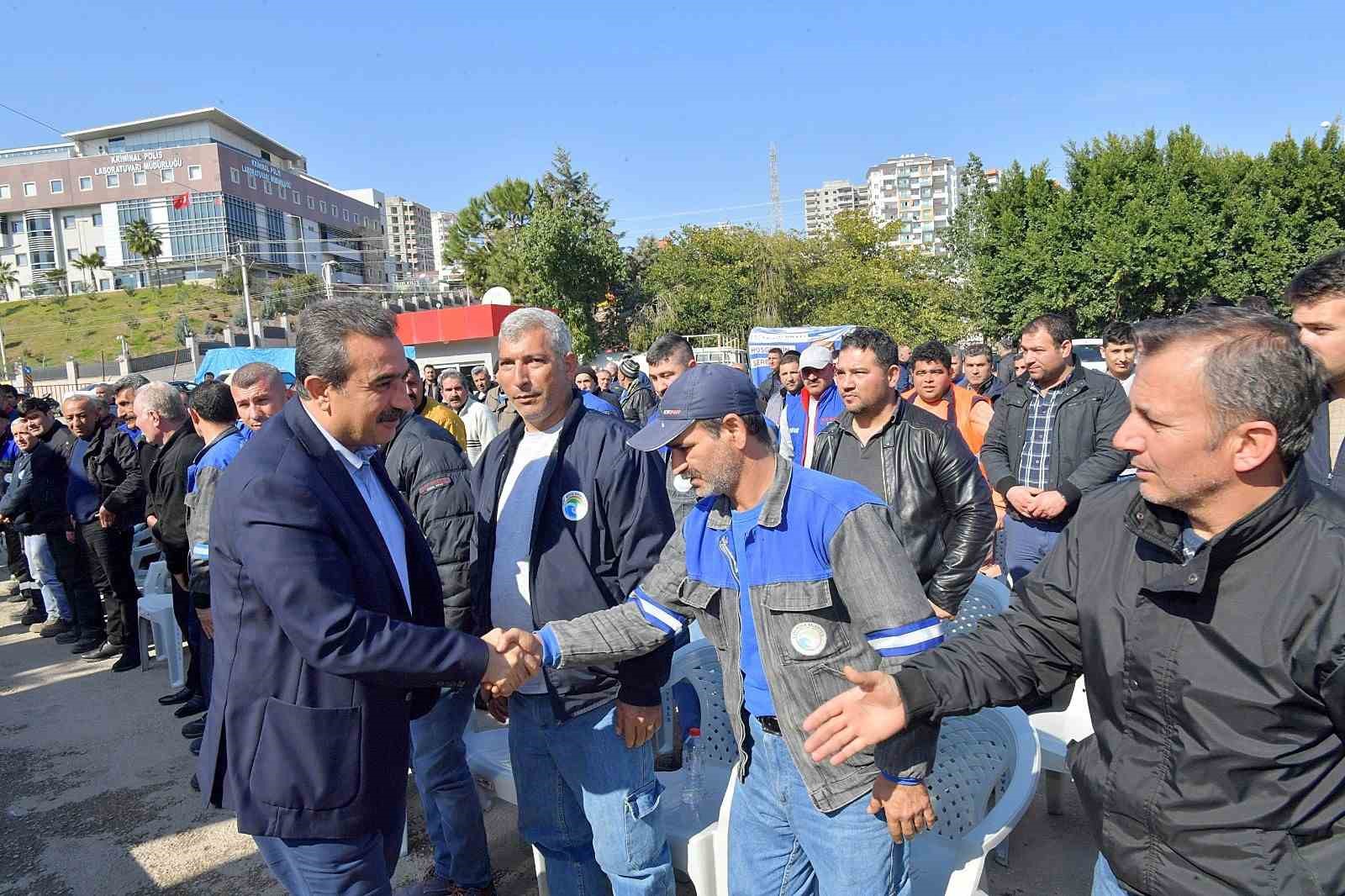 Soner Çetin'den Çukurova Belediyesi işçilerine deprem tazminatı müjdesi