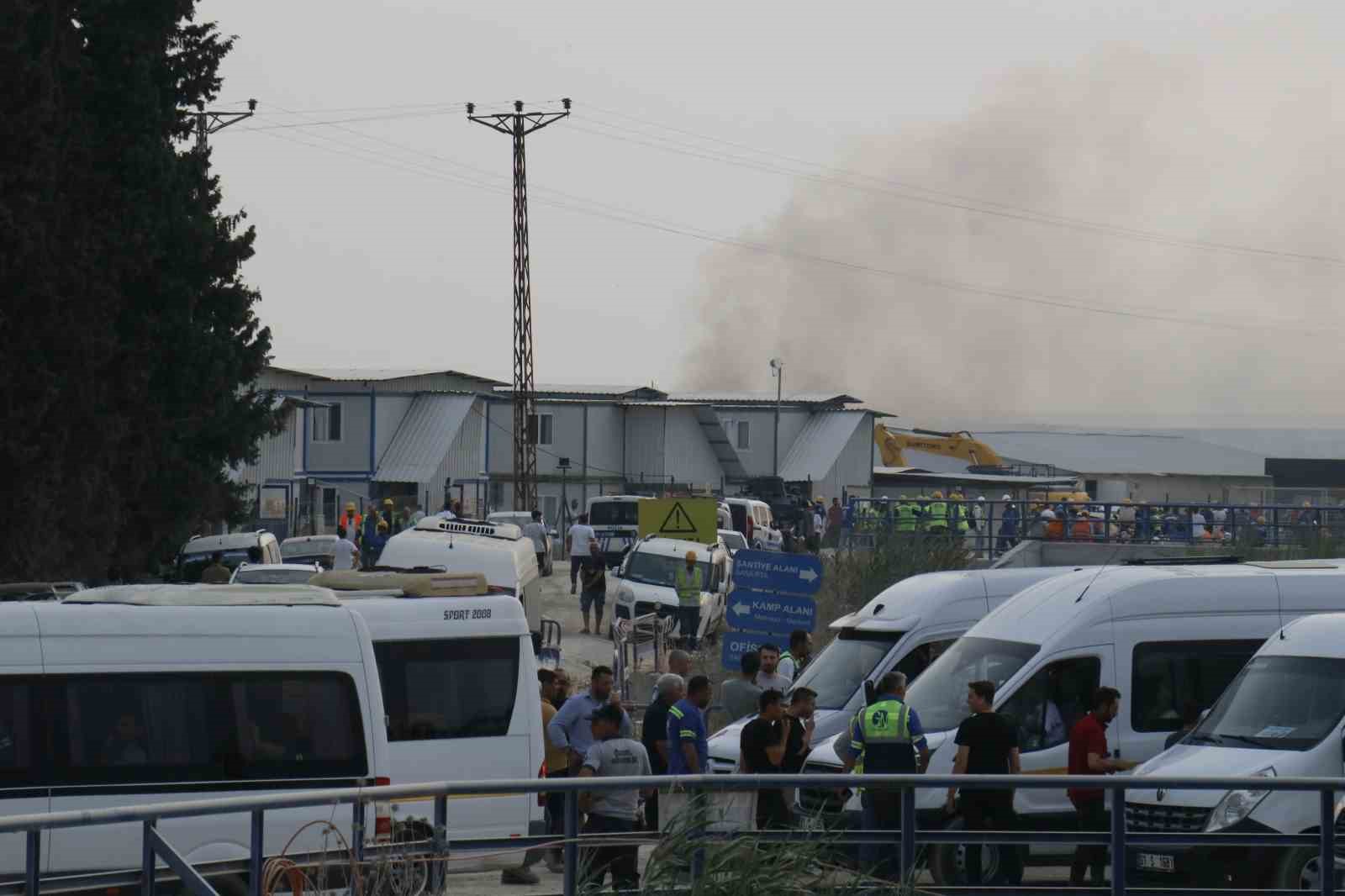 Adana’da SASA fabrikasında yangın: 2 yaralı