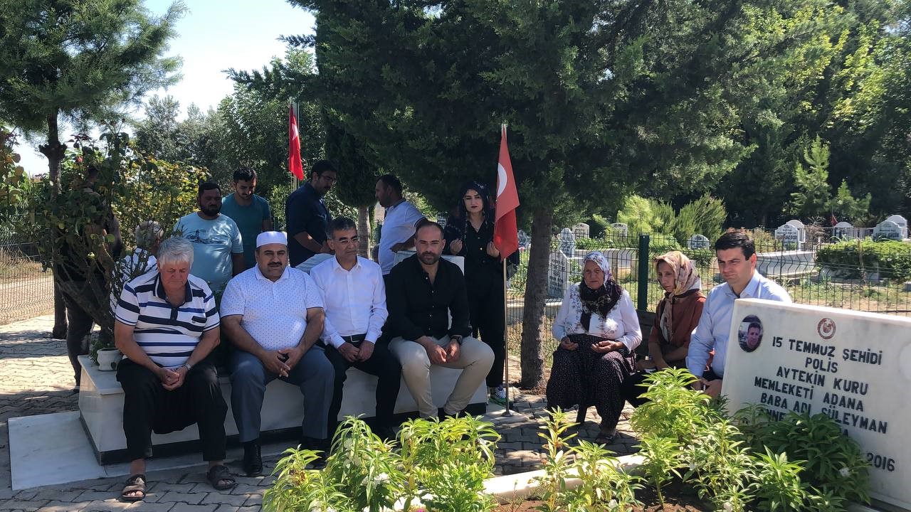 15 Temmuz şehidi Aytekin Kuru kabri başında anıldı