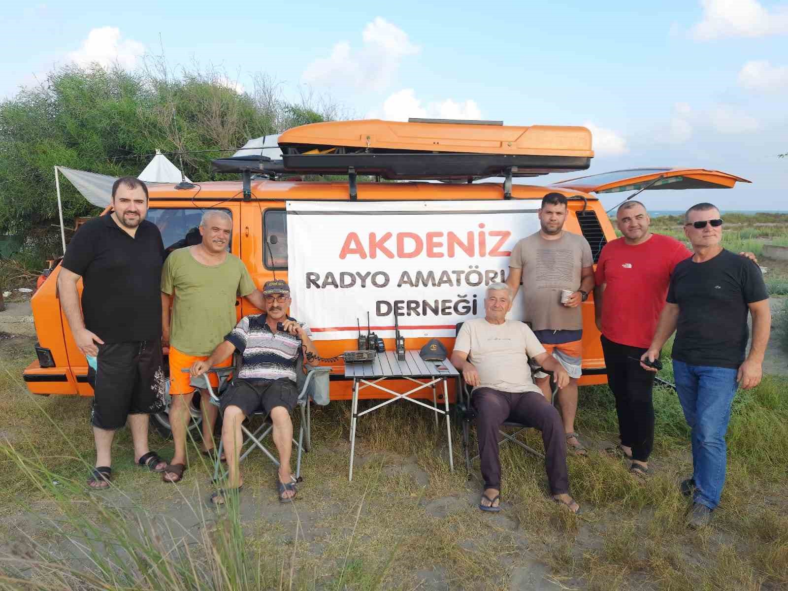 Depremde önemli katkı sağlayan amatör telsizciler tatbikat gerçekleştirdi