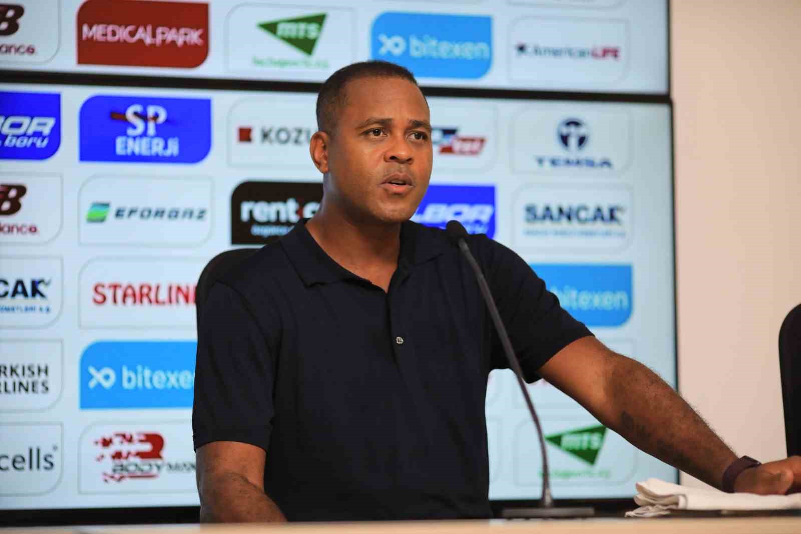 Patrick Kluivert: "Turu daha geçmedik, çalışmamız lazım"