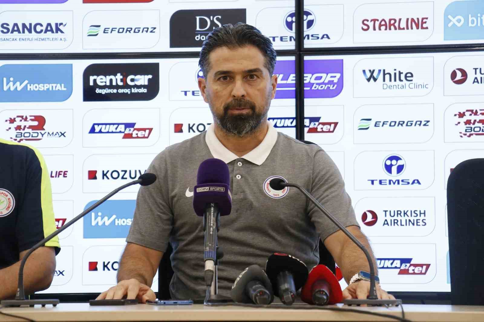 İlhan Palut: ”İnşallah bir sonraki maça daha hazır bir Rizespor izleteceğiz”