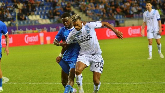 Adana Demirspor Genk'i geçme şansını rövanşa bıraktı