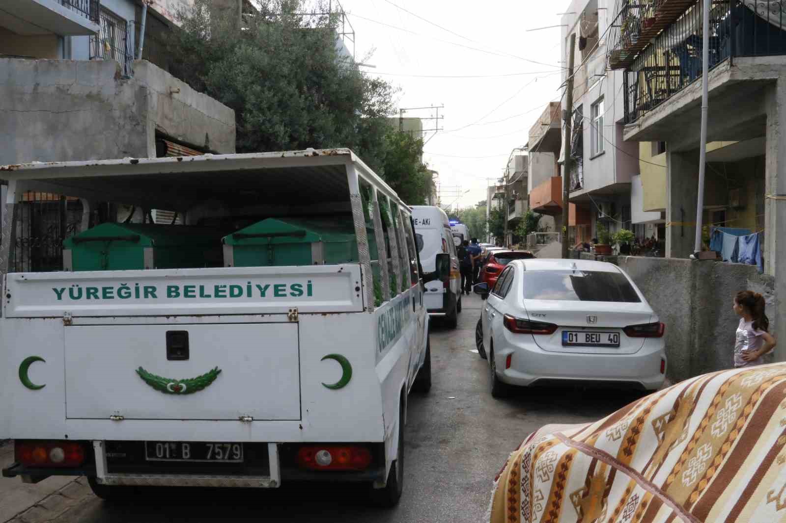 Adana'da 76 yaşındaki adam 74 yaşındaki karısını öldürdü