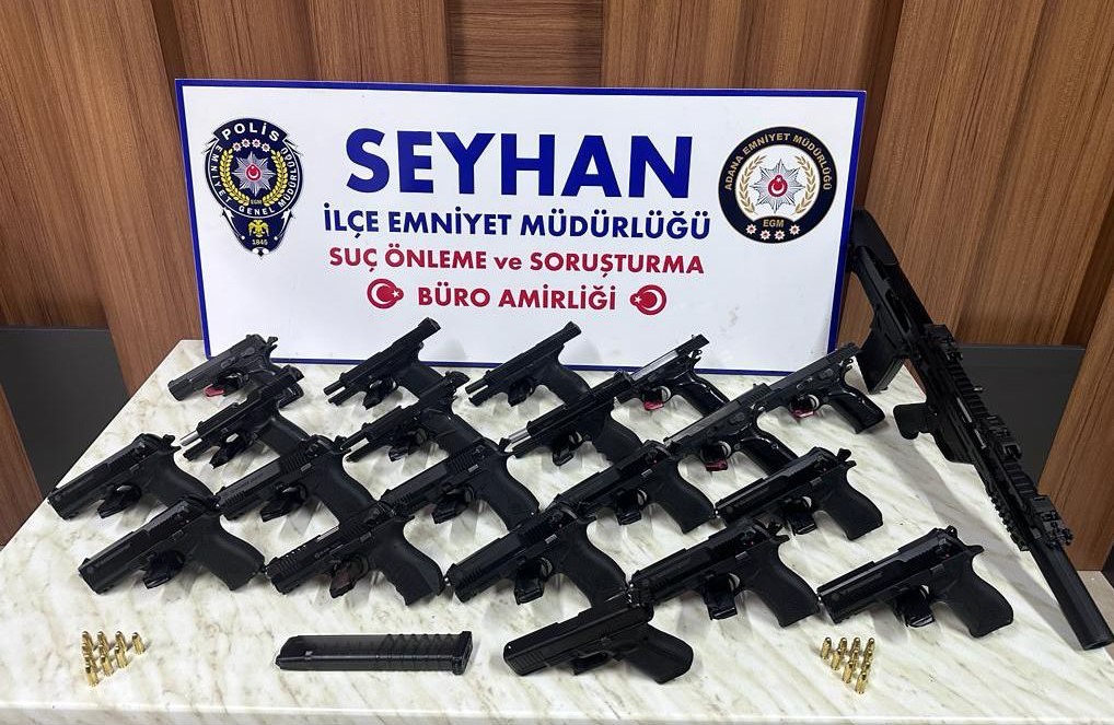 Adana polisi 35 ruhsatsız silah ele geçirdi