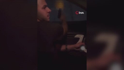 Otomobiliyle seyir halinde olan sürücü tabanca ile etrafa ateş açtı