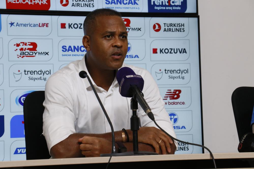 Patrick Kluivert: ”Çok memnun olduğum bir sonuç aldık”