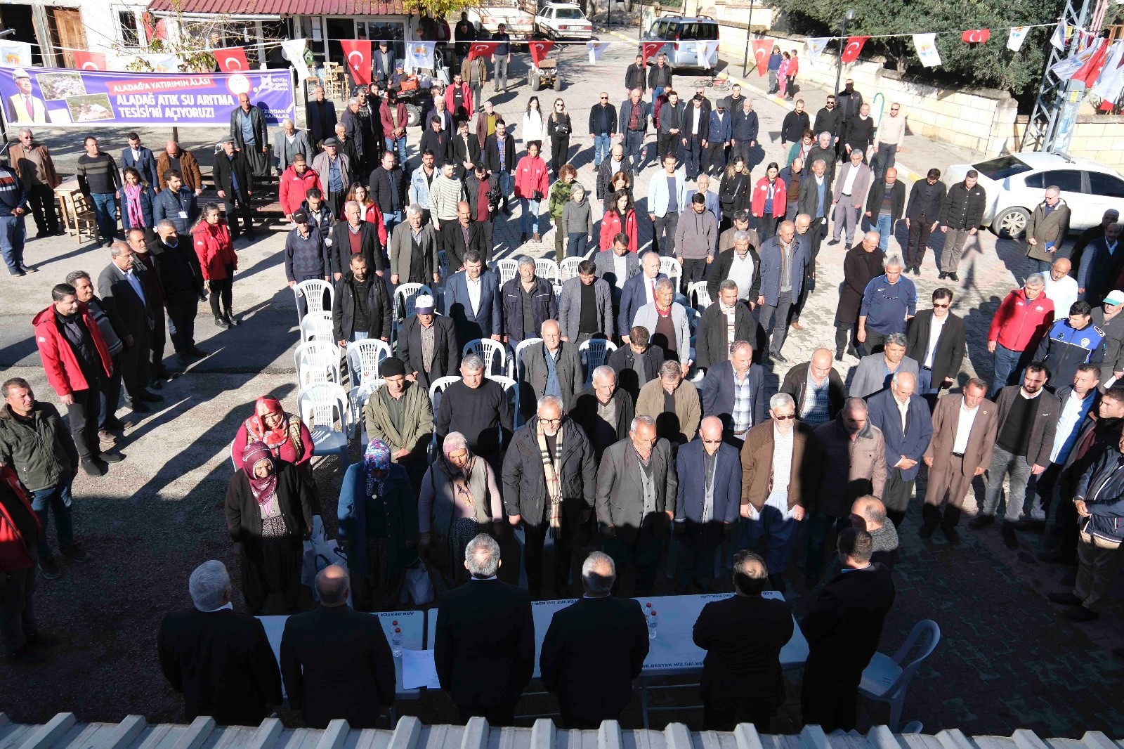 Şehit Asteğmen Mustafa Fehmi Kubilay, memleketi Kozan’da, adına yapılan parktaki anıtı önünde anıldı