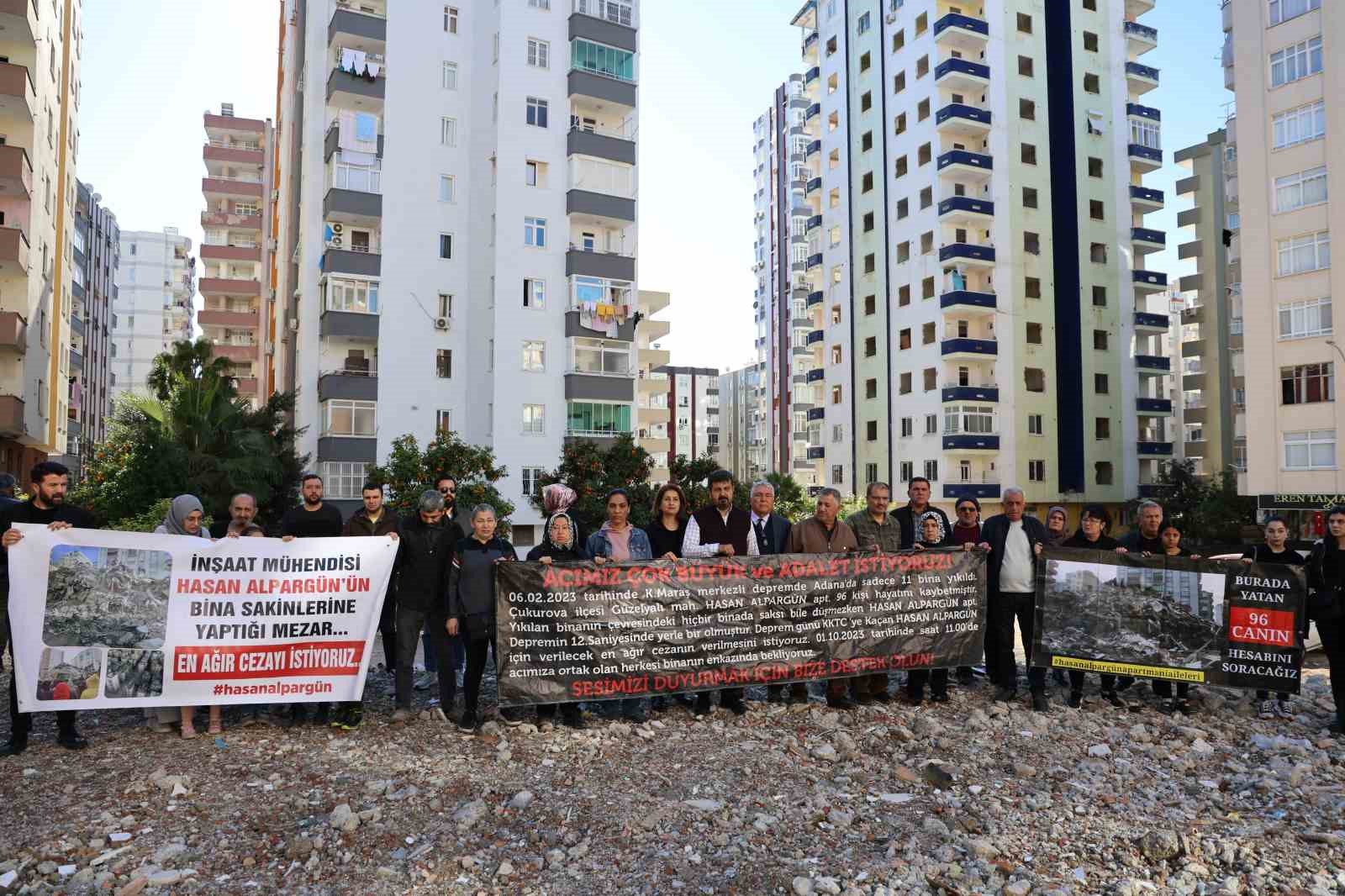 Adana’da 96 kişinin can verdiği apartmanın müteahhidinin başka apartmanı da ağır hasarlı çıktı