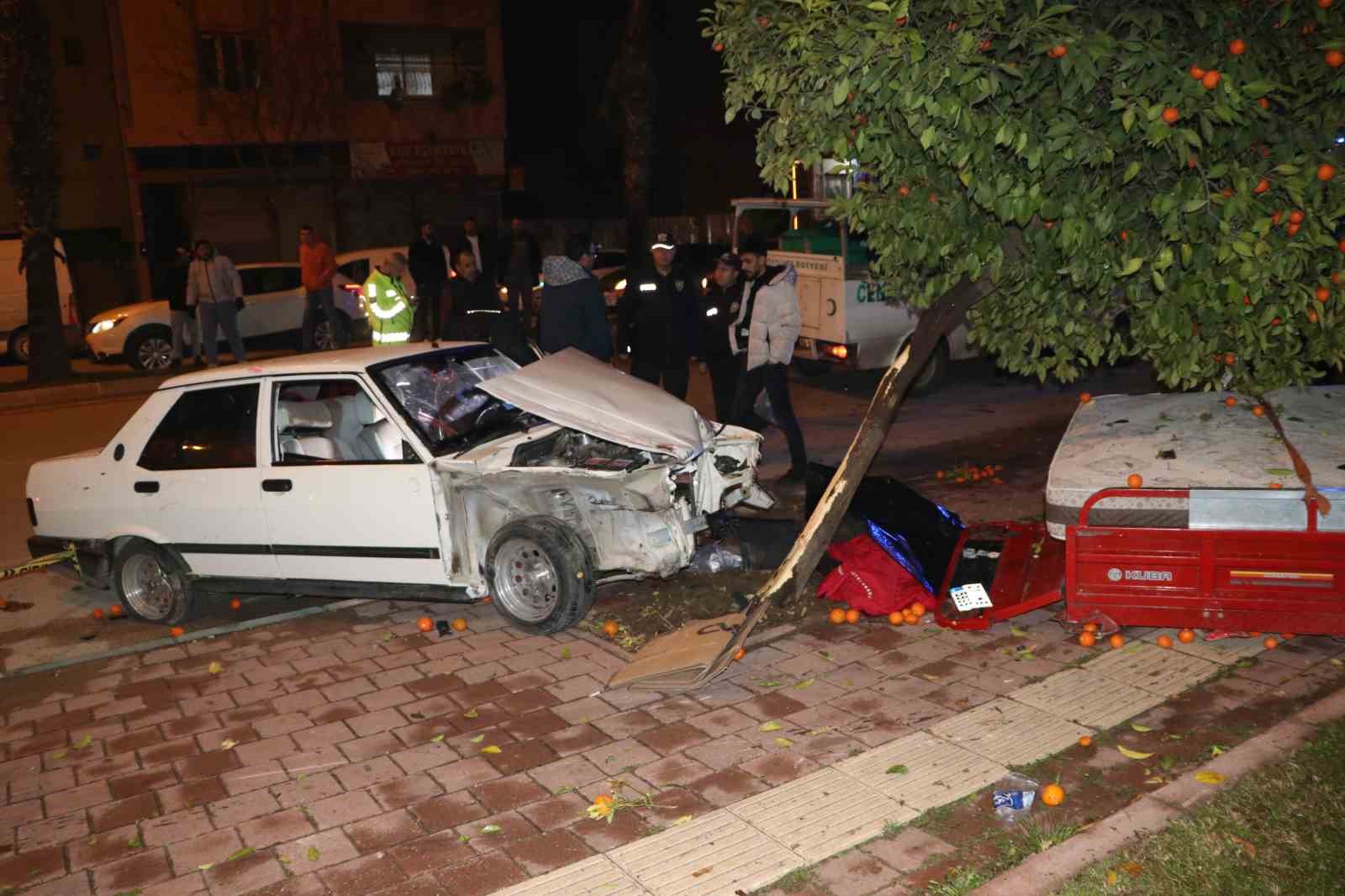 Tofaş otomobil ile motosiklet çarpıştı: 1 ölü, 3 yaralı