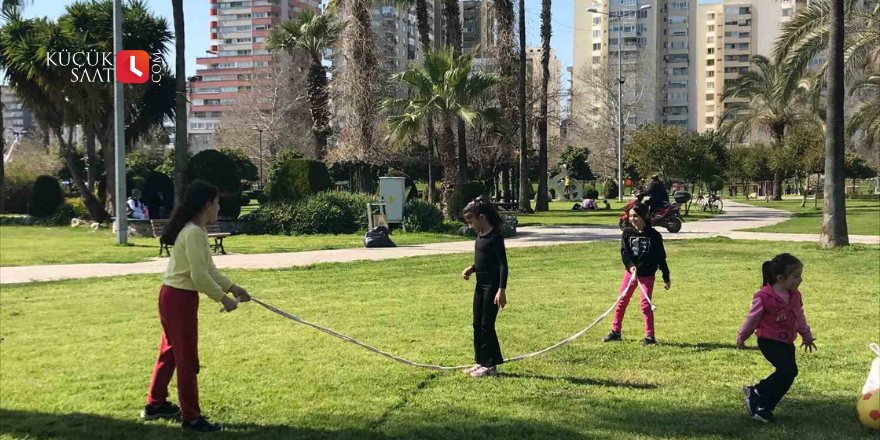 Adana’da Mart ayında yaz havası