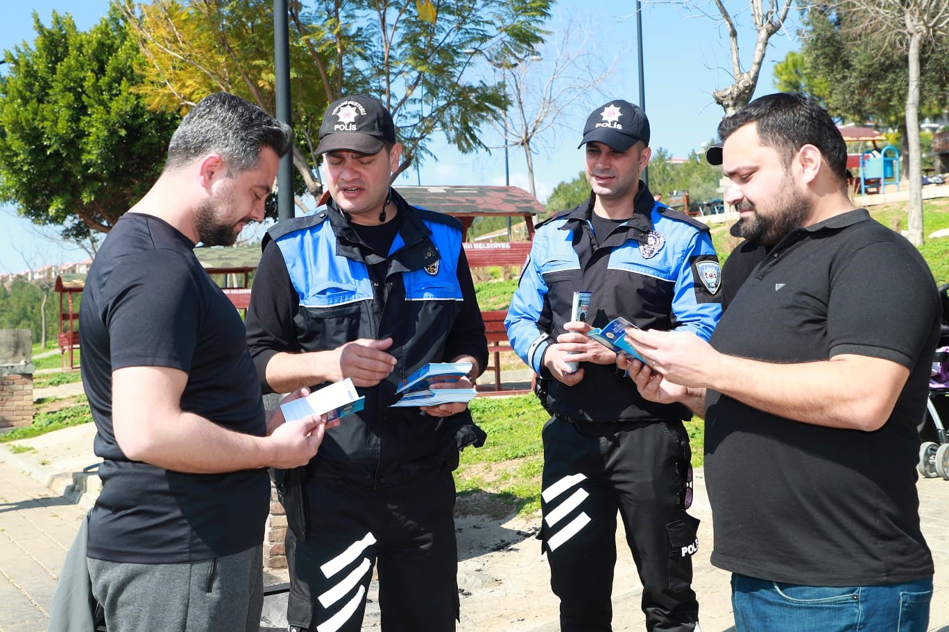 Polisten vatandaşlara hırsızlık ve dolandırıcılık uyarısı