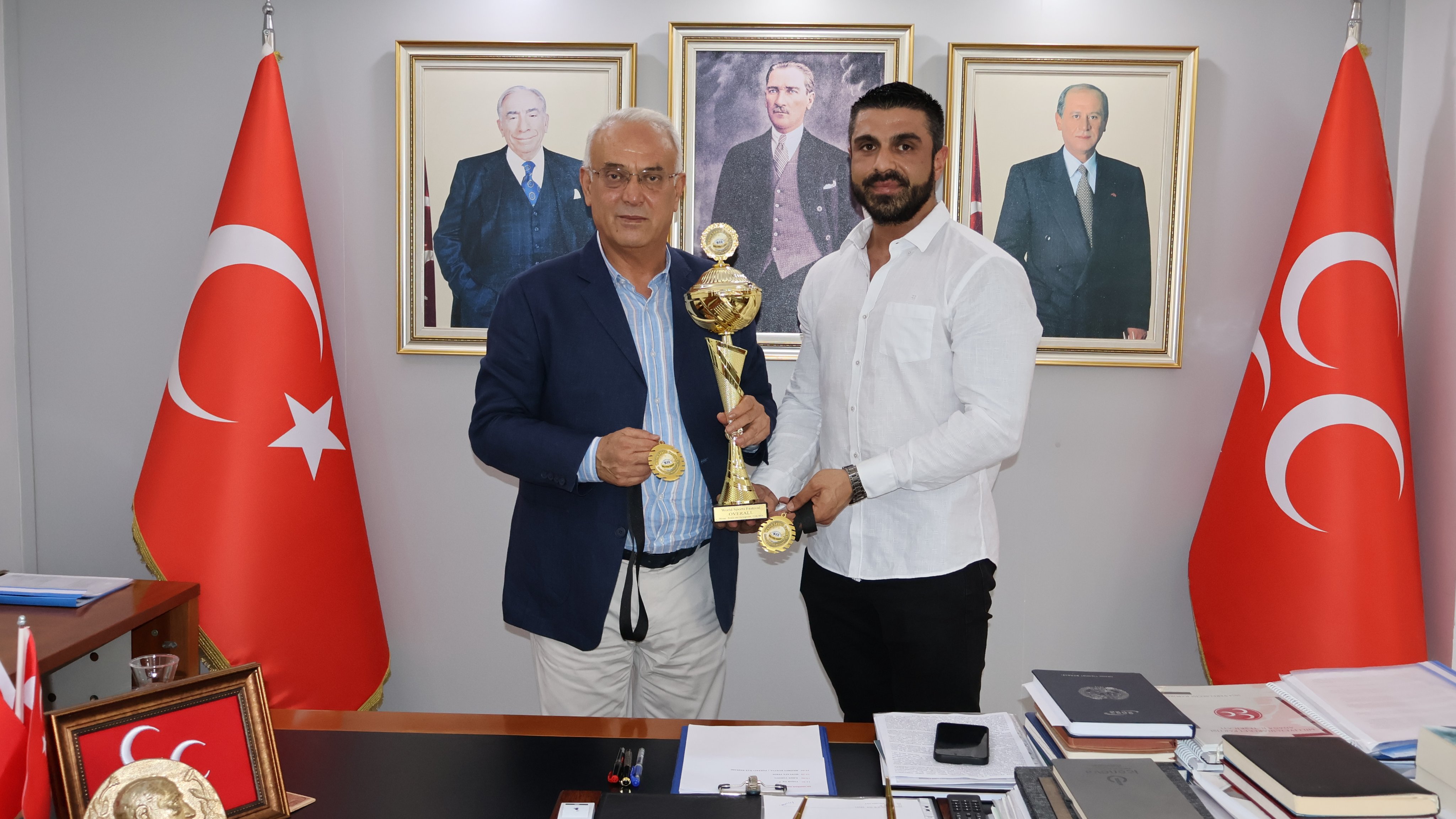 MHP Adana İl Başkan Yusuf Kanlı 'Şampiyonlar Şampiyonu'nu kutladı!