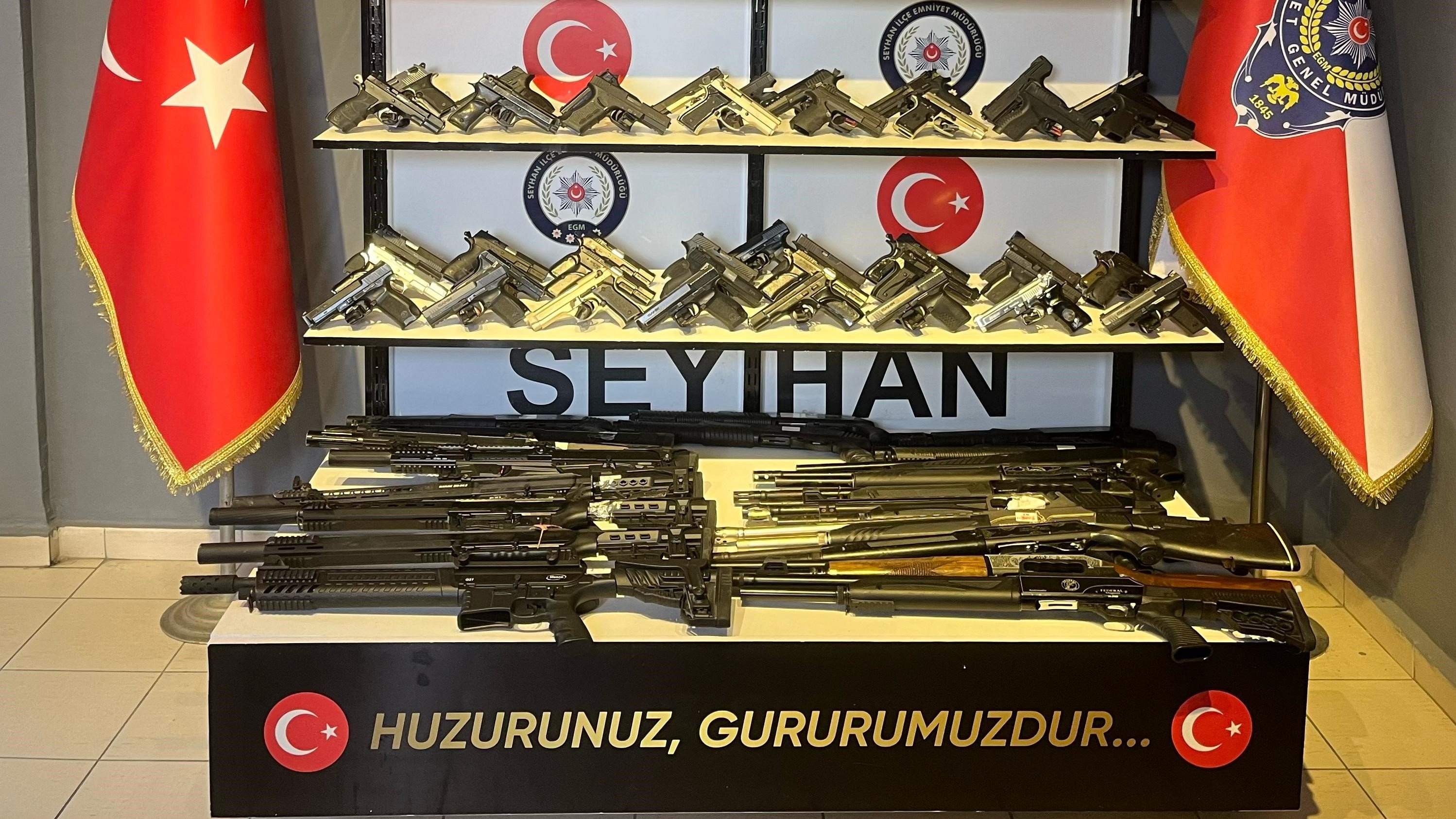 Seyhan polislerinden yeni rekor: 7 günde 65 ruhsatsız tabanca ele geçirdiler