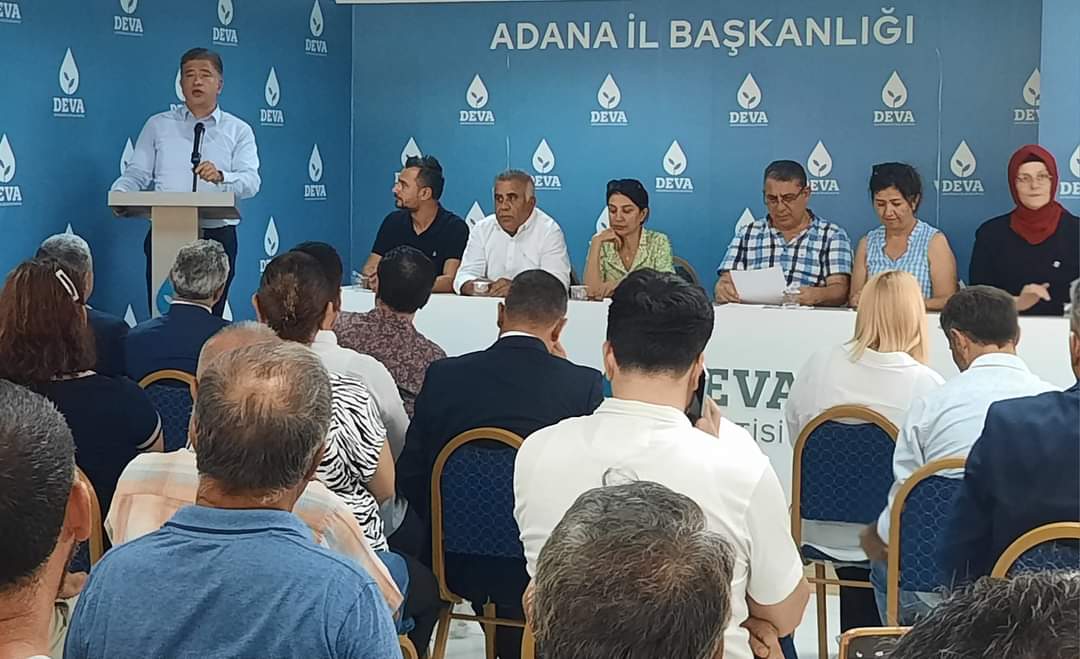 Sadullah Kısacık: Türkiye’yi İki Kutuplu Siyasetten Kurtaracak Tek Parti DEVA Partisi’dir!