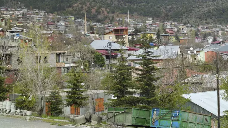 Adana'da sıcaklar arttı yayla evlerine talep patladı! Kira fiyatları ikiye katlandı