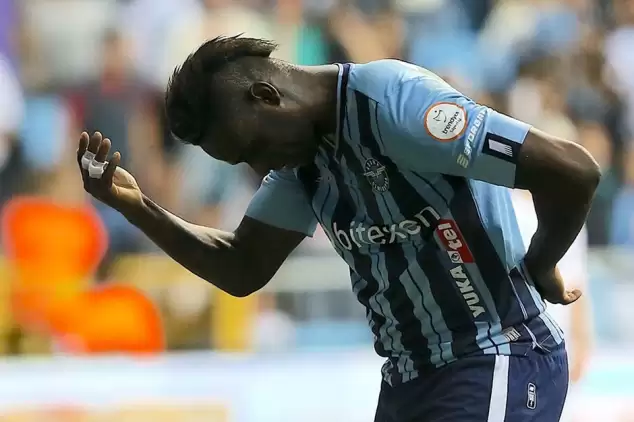 Balotelli'ye servet teklif ettiler! Dünya yıldızının yanına gidiyor