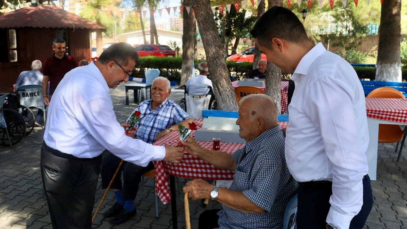 Adana Huzurevi'nde Mevlid-i Nebi Haftası Etkinliği Düzenlendi