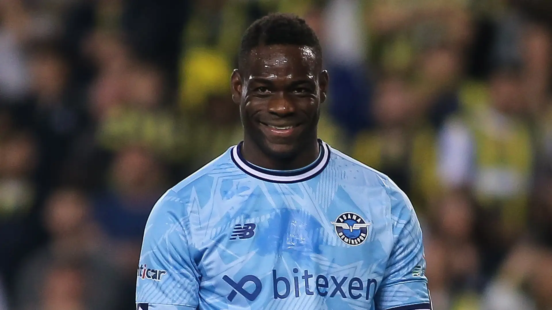 Balotelli görüşmelere başladı! Yılın transferi olarak duyuruldu