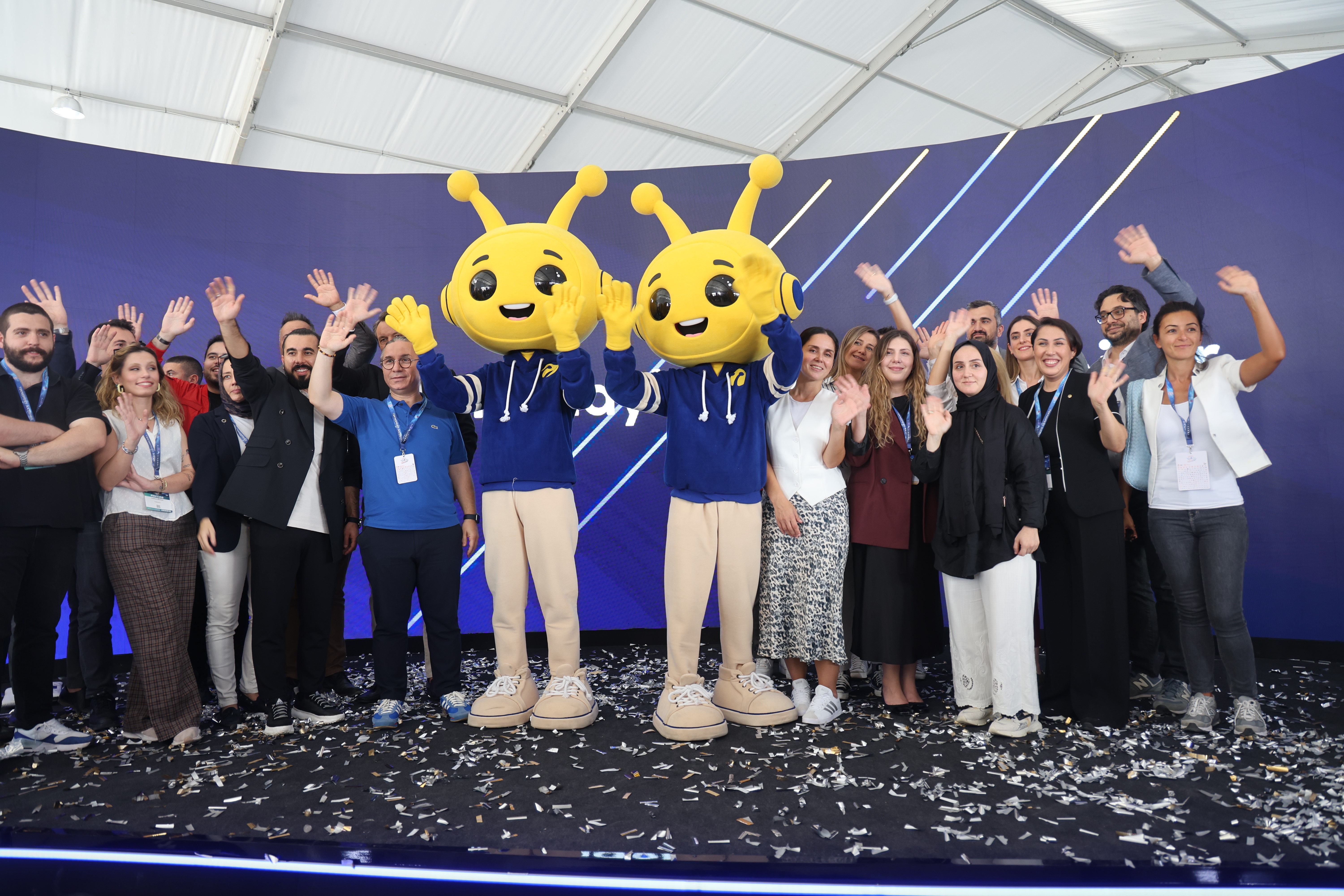 Turkcell'den TEKNOFEST'te canlı 5G performansı