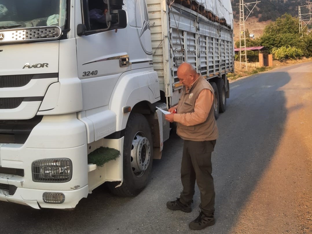 Adana’da kara yollarında mobil orman kontrol noktaları kuruldu