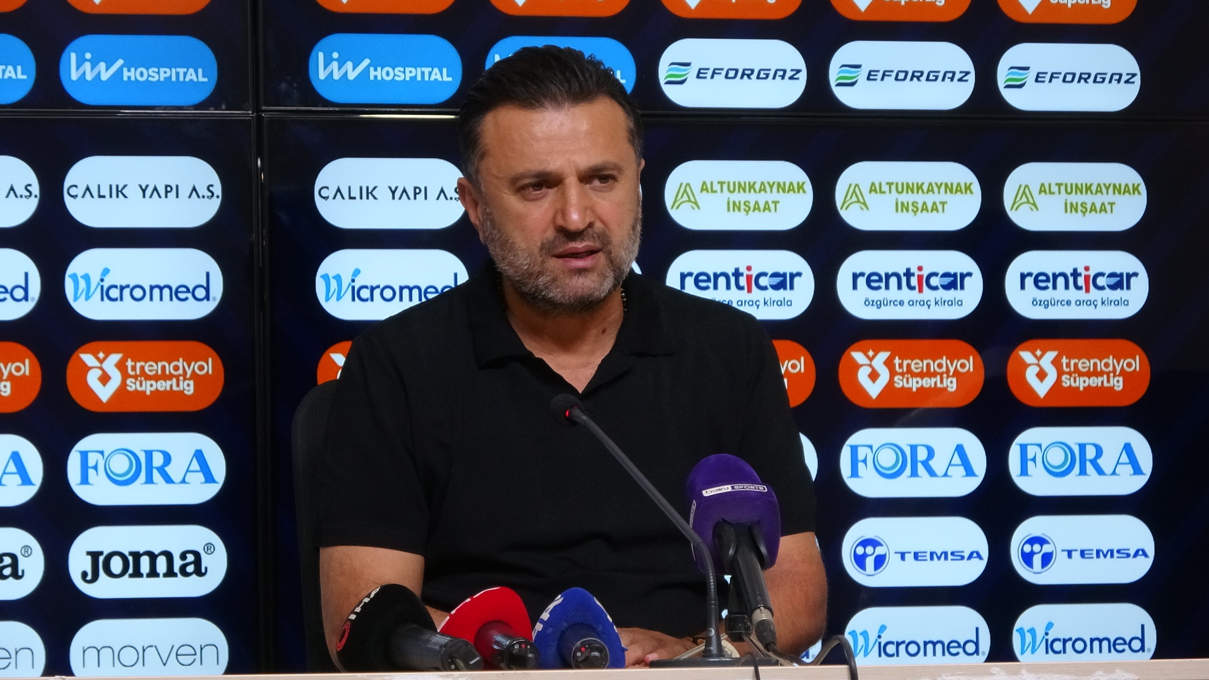 Bülent Uygun: "Futbolcu kardeşlerim müthiş bir geri dönüş sergiledi"