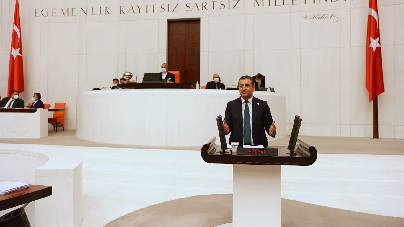 “Sahte İçki Ölümleri Yılbaşı Öncesi Adeta Salgına Dönüştü”