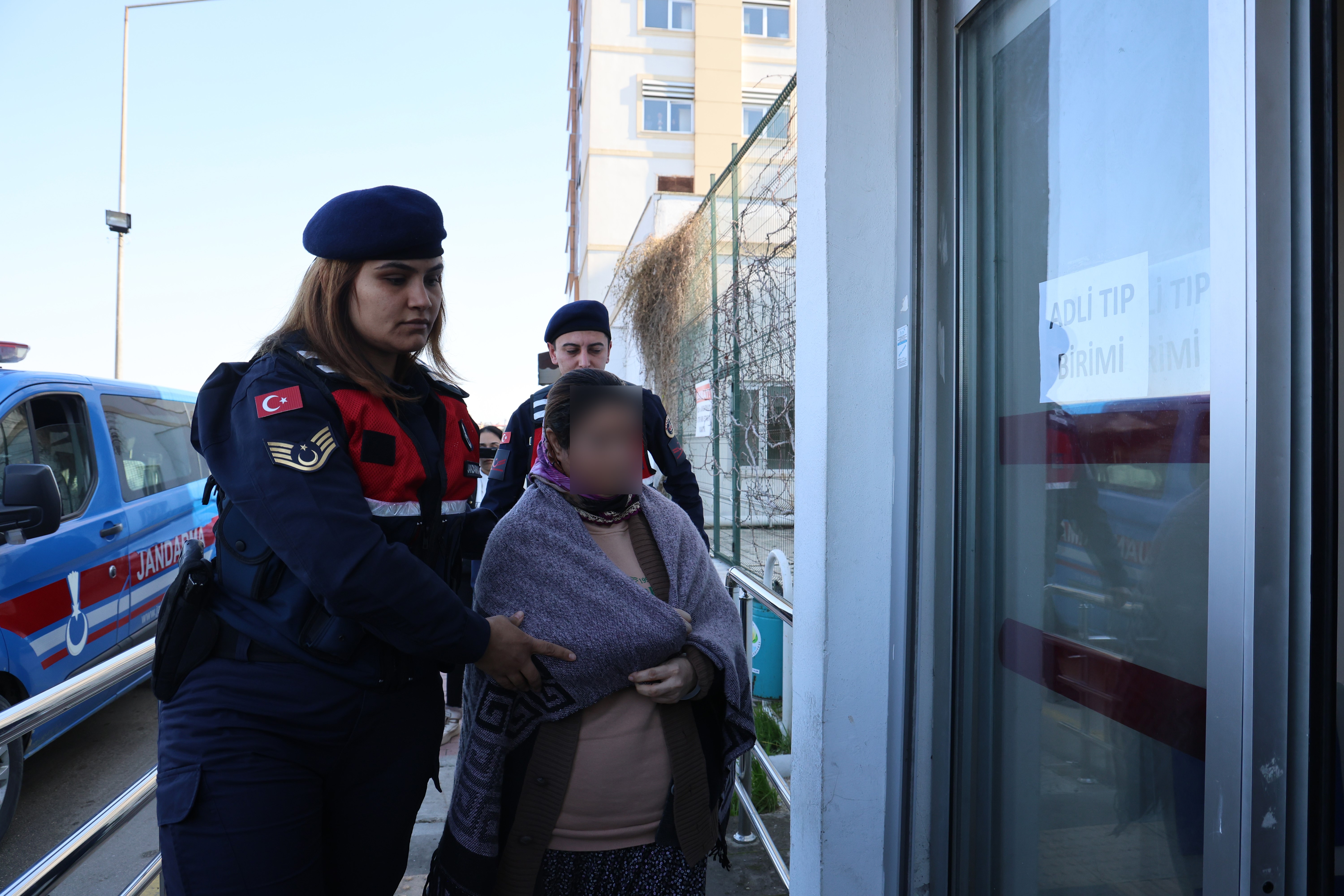 15 yaşındaki çocuğunu öldüren baba ve annesi tutuklandı