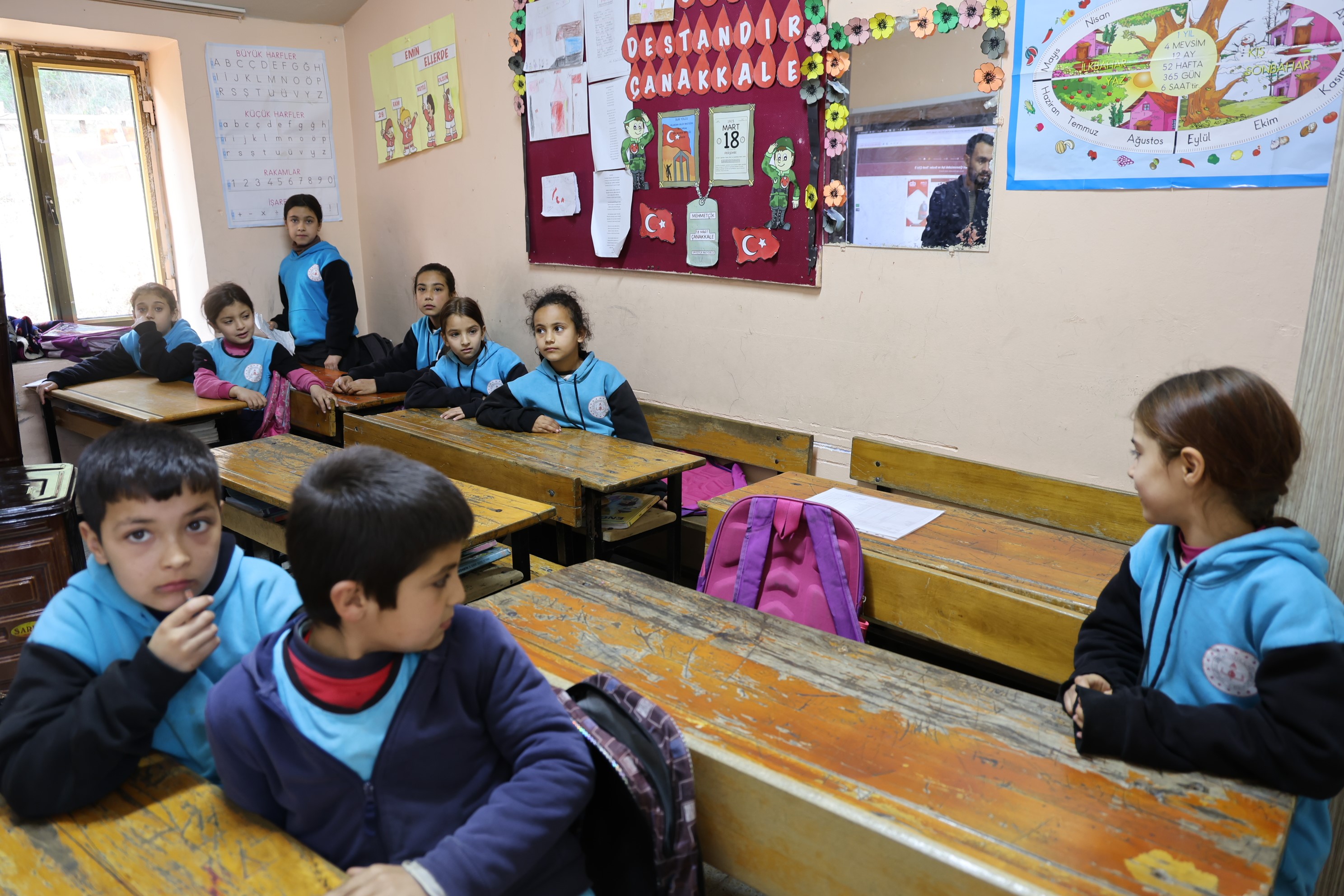 Düğünde maganda kurşunuyla hayatını kaybeden Kemal'in karnesi boş kalan sırasına bırakıldı