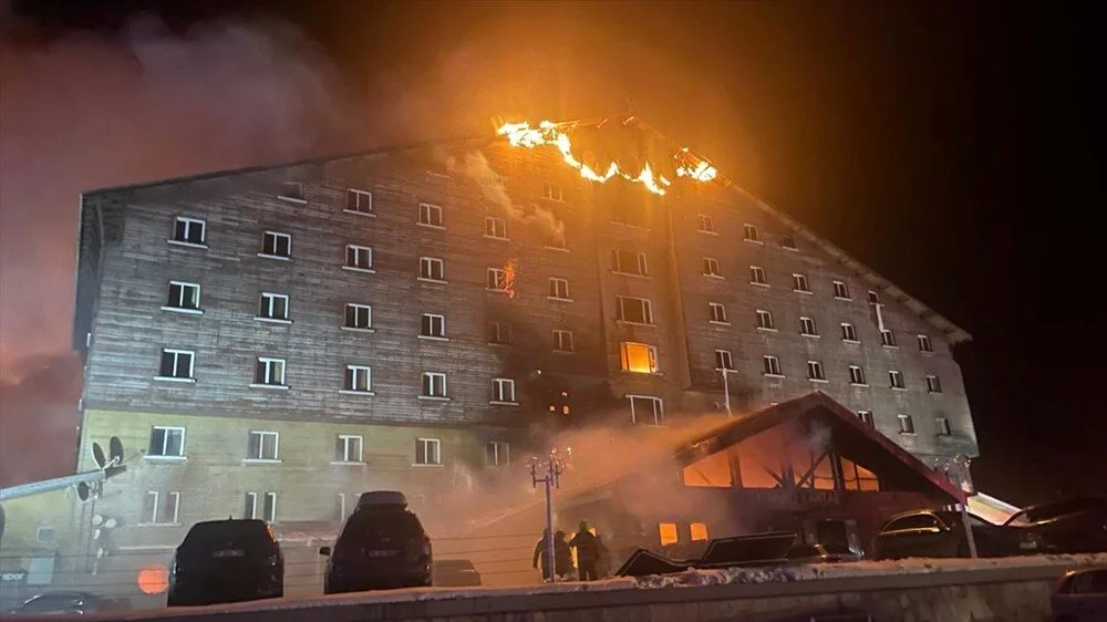 Kartalkaya Kayak Merkezi'nde Grand Kartal Oteli'nde yangın faciası: 78 kişi yaşamını yitirdi