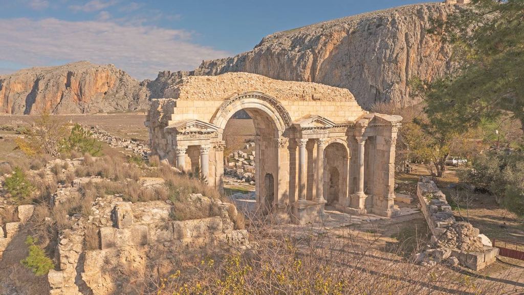 Çukurova’da saklı bir hazine: Anavarza Antik Kenti