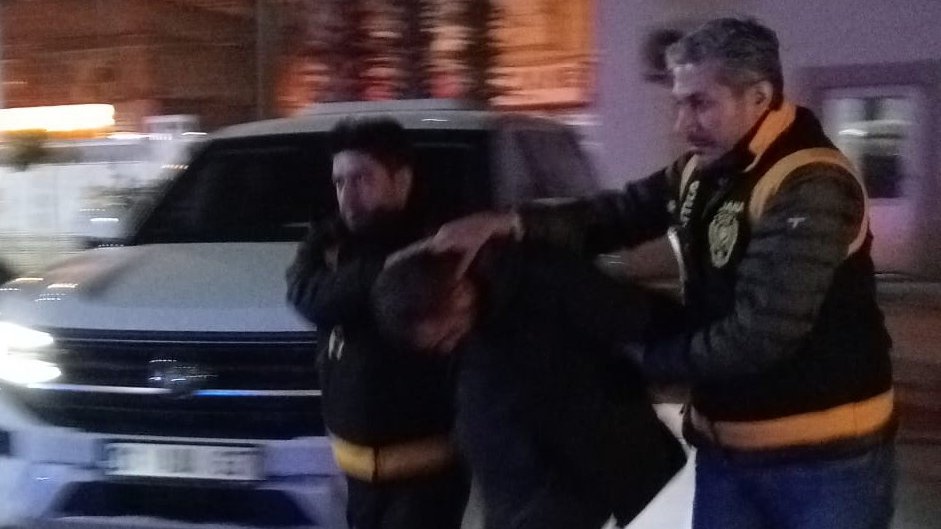 Polise "Kimliğim yok" dedi, yüz tanıma sisteminden yakayı ele verdi