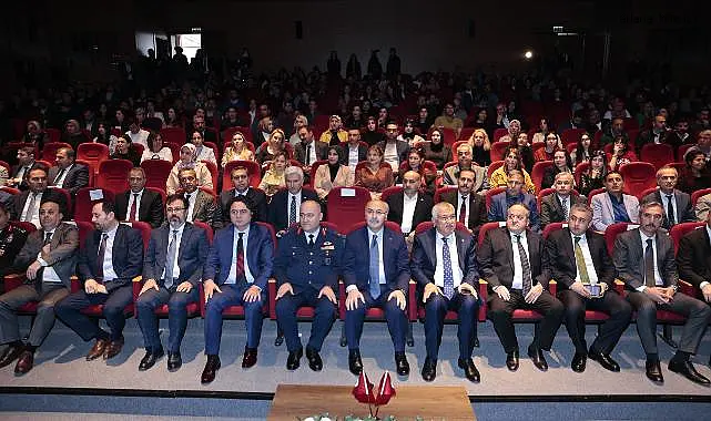 İstiklal Marşı'nın Kabulünün 104. Yıl Dönümü Adana'da Törenle Kutlandı