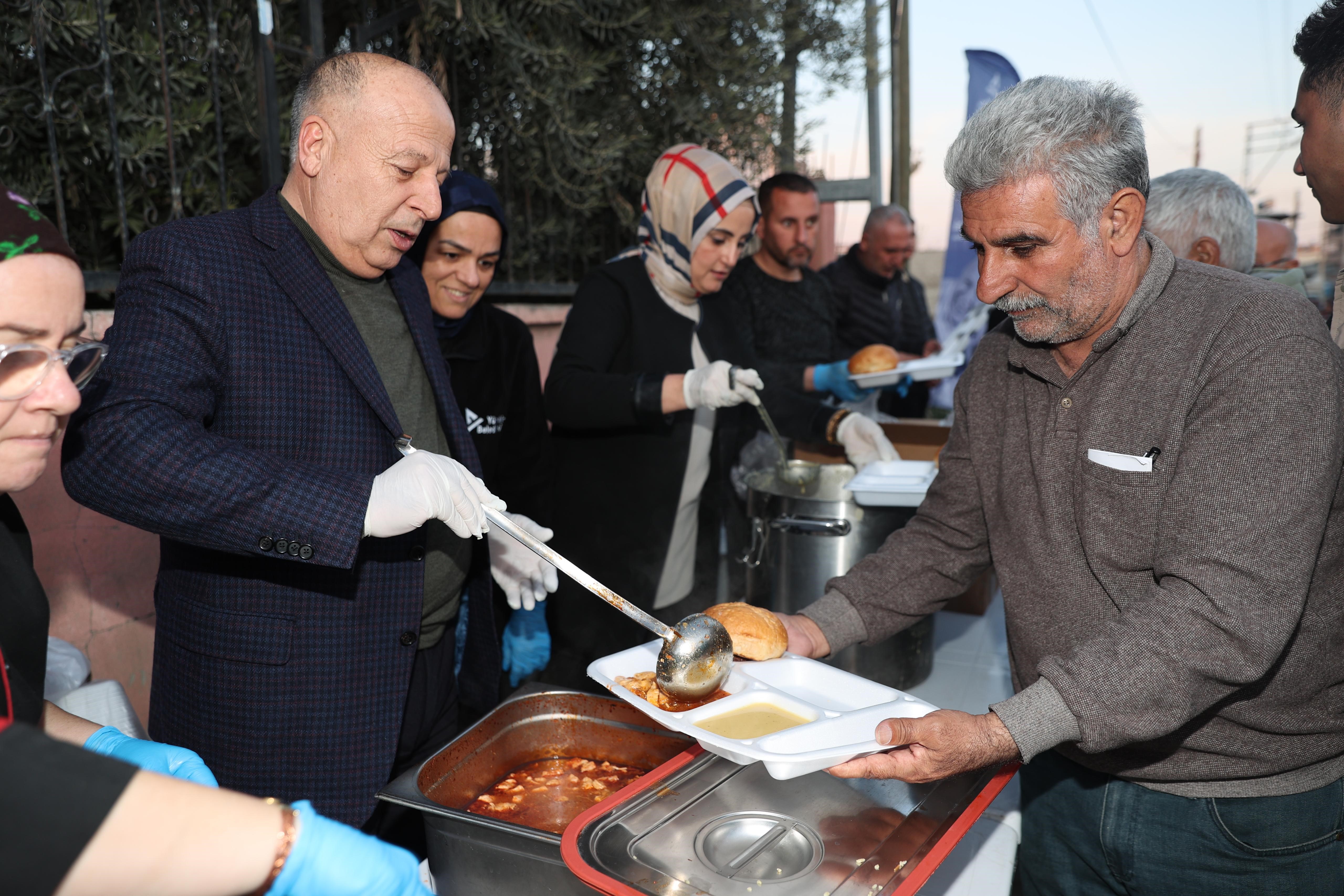 Yüreğir Belediyesinin mutfağı Ramazan'da aralıksız çalışıyor