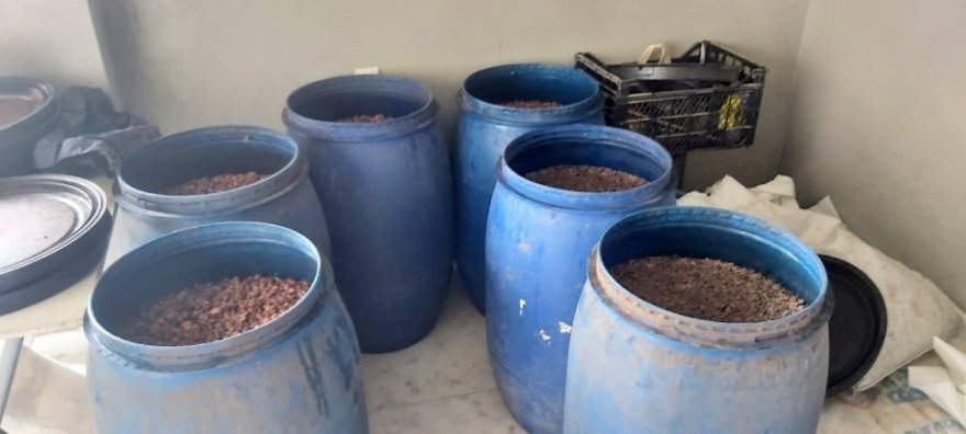 Adana’da 2 bin 180 litre kaçak içki ele geçirildi