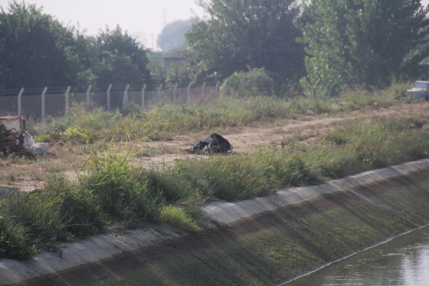 Serinlemek için girdiği sulama kanalında boğuldu