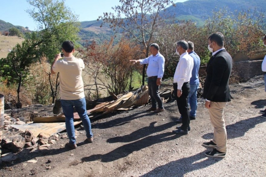 Kozan'da yangın mağdurlarının yaraları sarılıyor