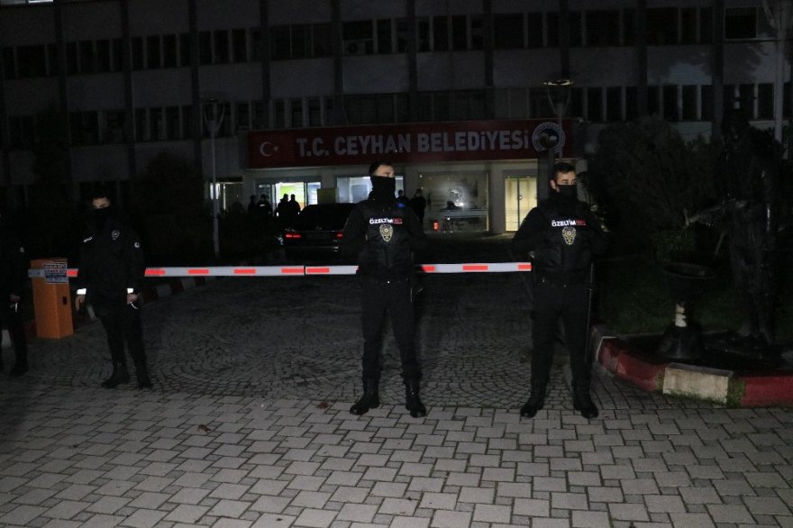 Ceyhan Belediyesine rüşvet operasyonu: 23 gözaltı