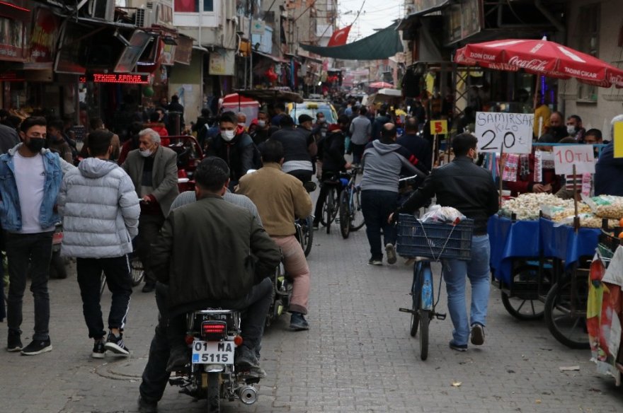 Yasağın kalktığı Adana’da piknik alanları doldu taştı