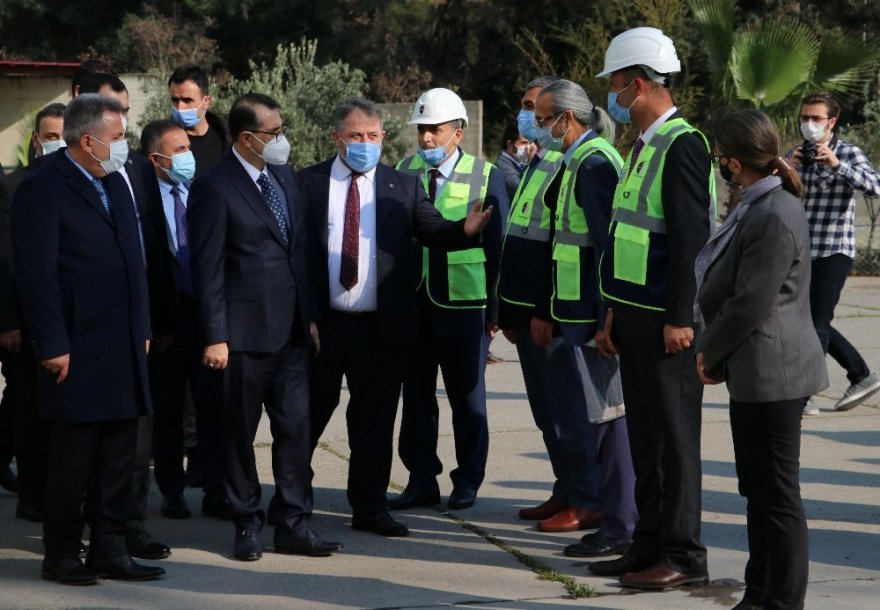 Bakan Dönmez, 65 yıllık hidroelektrik santralinde